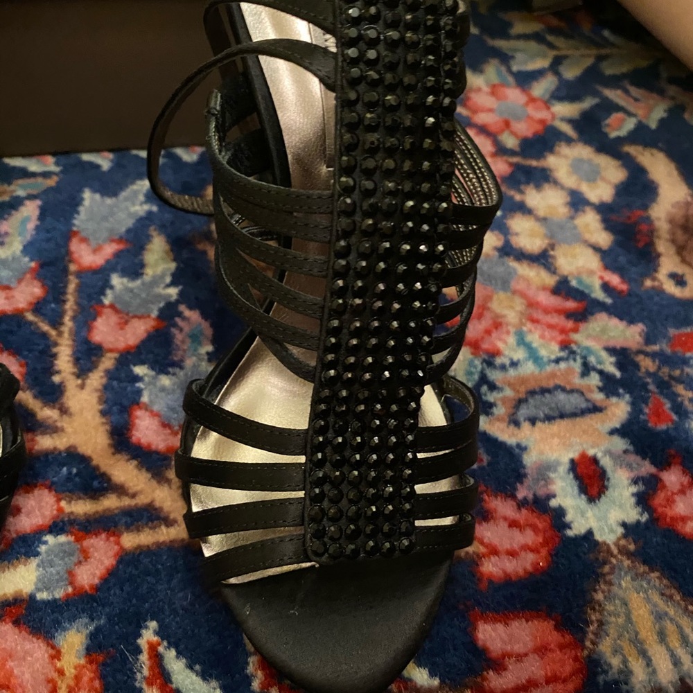 BCBG Heels - Picture 3 of 4